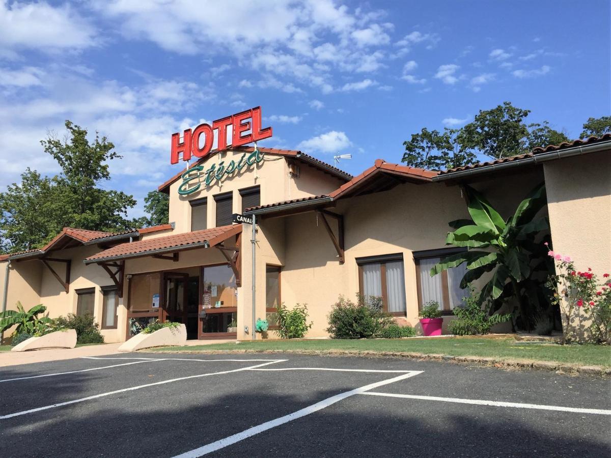 爱特西亚酒店 Feurs 外观 照片